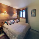 Les Neufs Lieux Apartmán