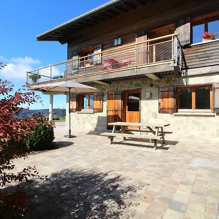 Les Neufs Lieux *